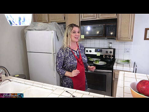 ❤️ Stepmom milking him in the kitchen before his date. ❤️❌ Porno fb at en-gb.tvmarket.top ️